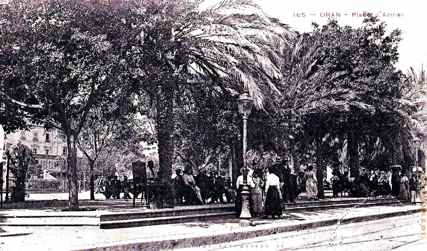 Oran - Place d'Armes   .jpg